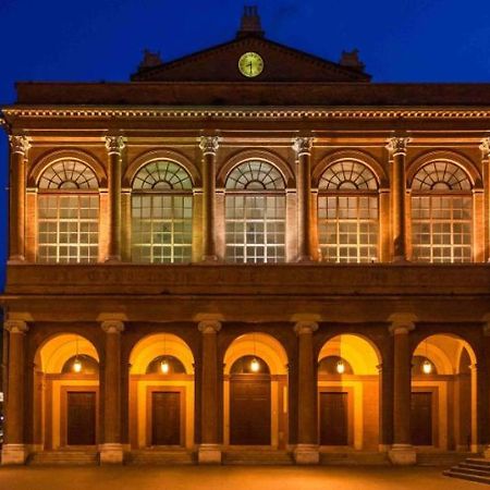 Hotel Giulio Cesare Римини Экстерьер фото