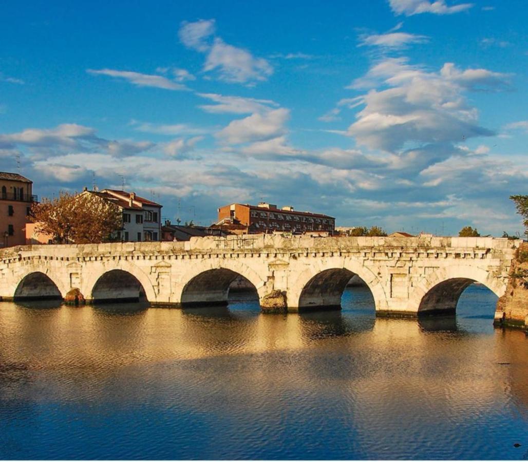 Hotel Giulio Cesare Римини Экстерьер фото